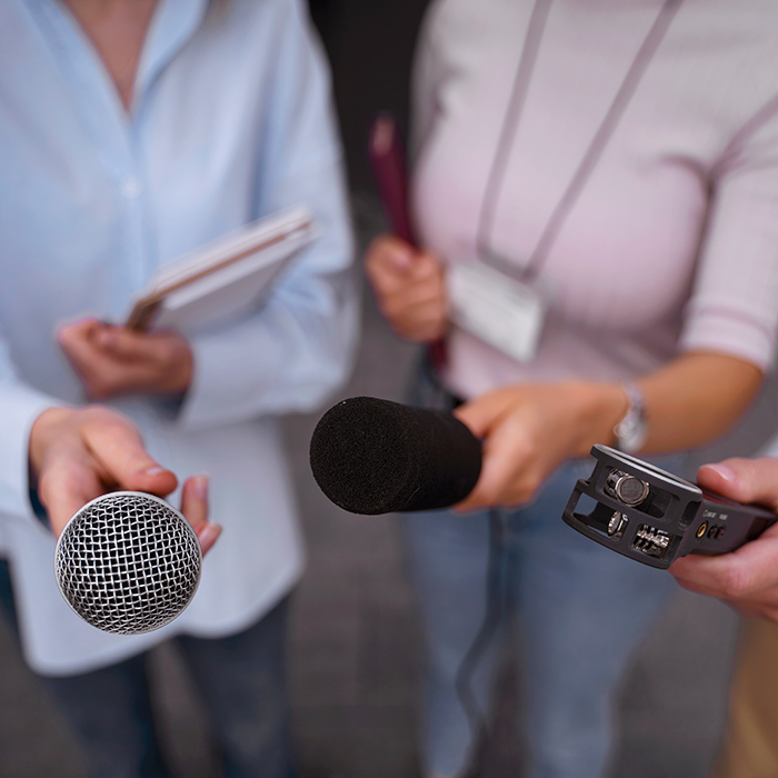 press-reporter-fallowing-leads-case